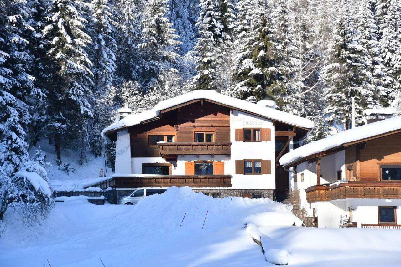 Haus Hubertus Lägenhet Sankt Leonhard im Pitztal Exteriör bild