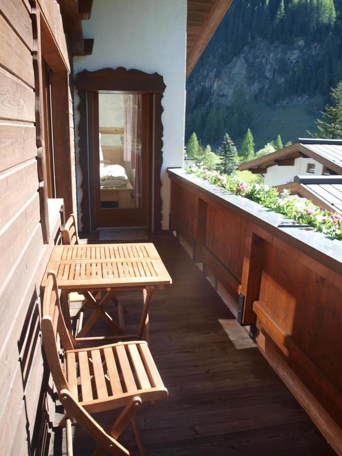Haus Hubertus Lägenhet Sankt Leonhard im Pitztal Exteriör bild